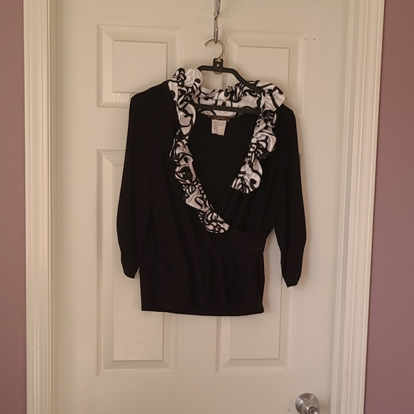 Jessica patterned skirt and shirt set - Picture 4 of 5